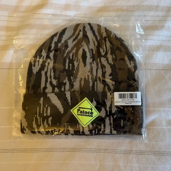 Palace Skateboards Hardware Woven Logo Beanie Cuffed Hat Knit Camo Cap